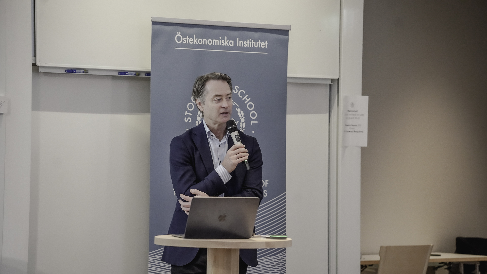 20251112-HromadaConference_LQ-09-Photo by Dominick Nilsson.jpg