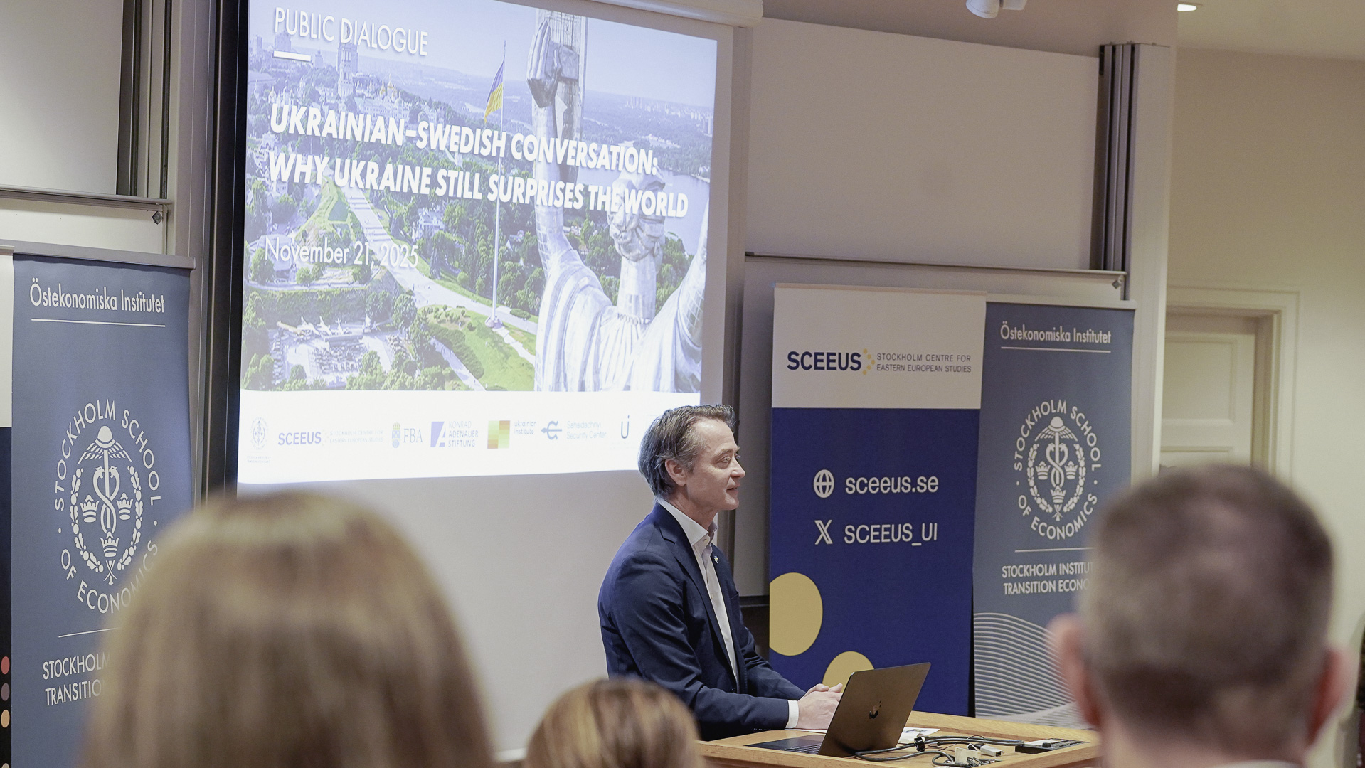 20251121-PublicDialogue-Swe-Ukraine_Re-edit_LQ-02-Photo by Dominick Nilsson.jpg