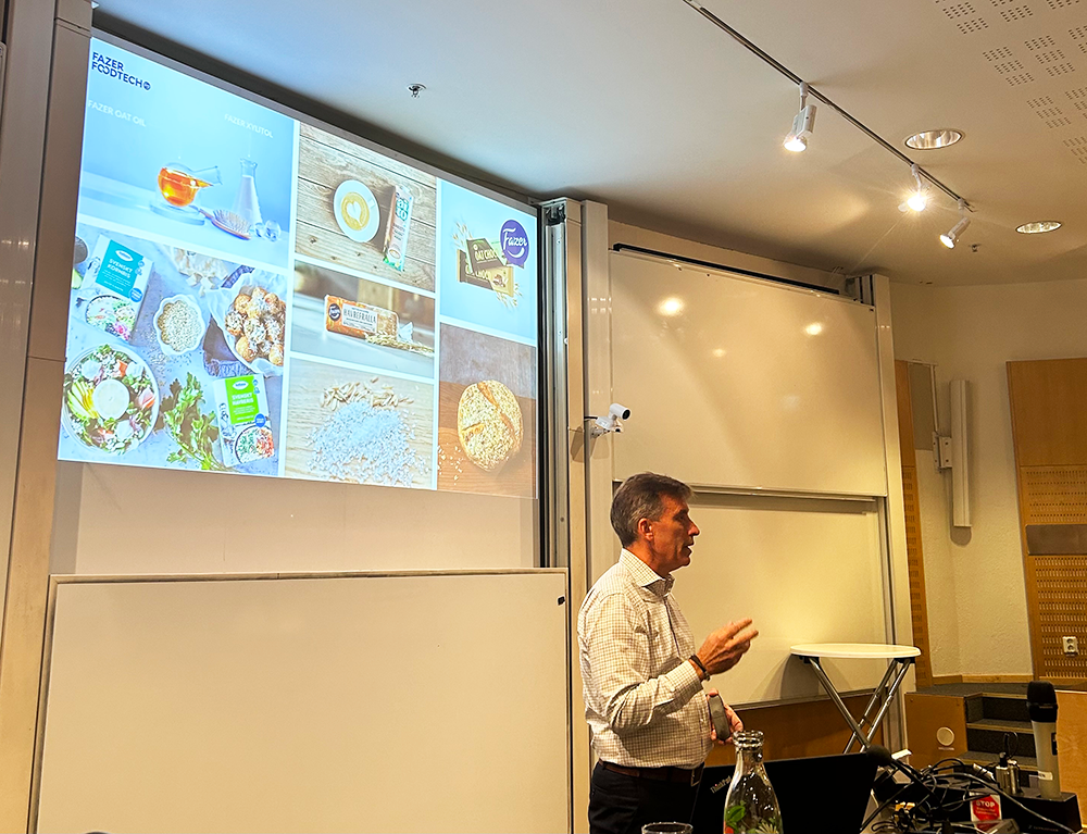 Mats Liedholm, CEO Fazer Sweden, holding a lecture  about the company
