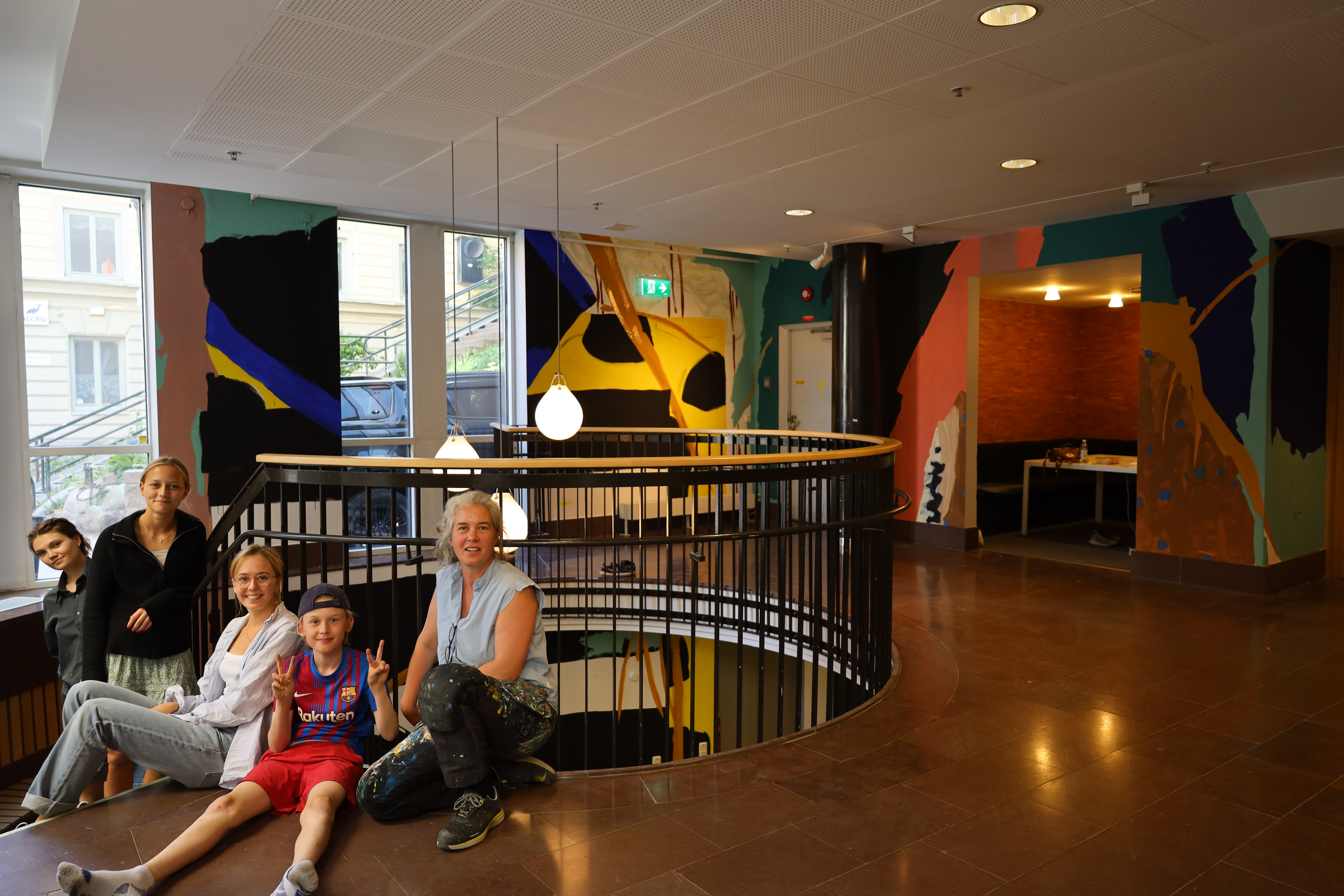 Elisabeth and helpers