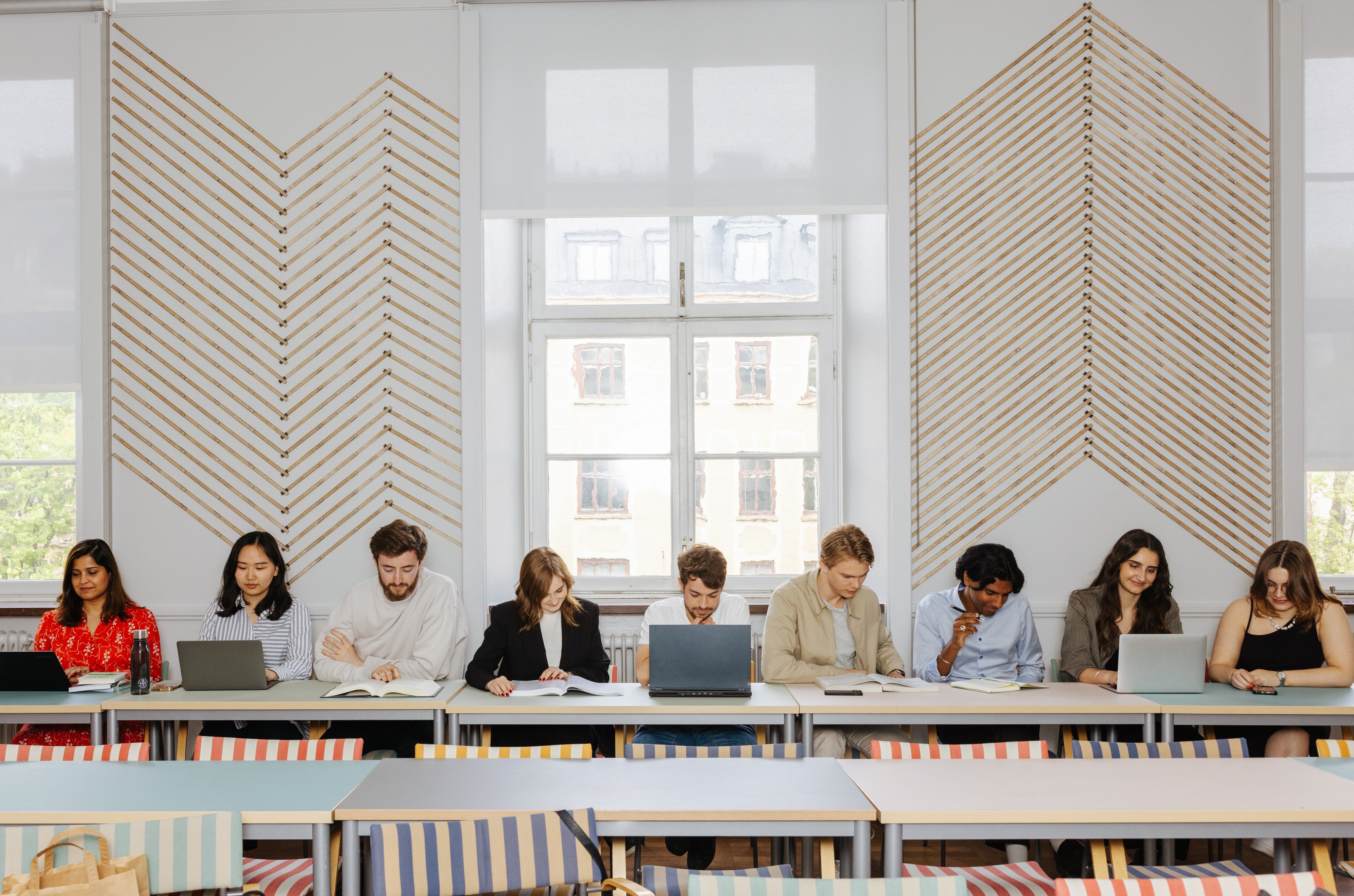 Students in classroom at SSE