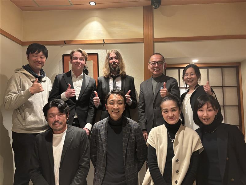 Picture of Micael and some scientists in Japan