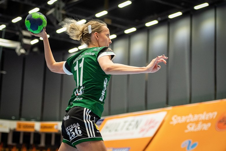 Photo of woman during a handball game