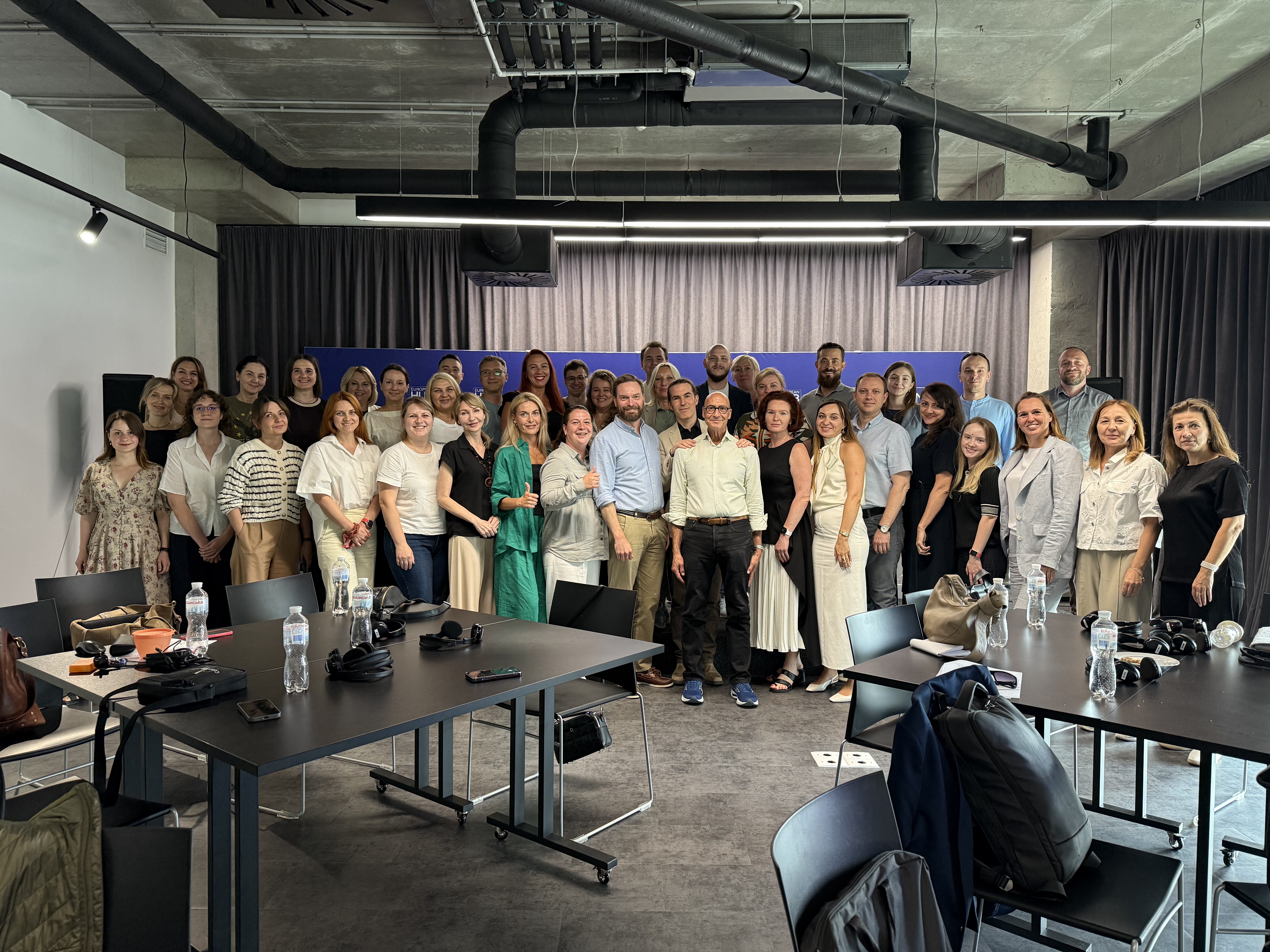 Photo of SSE and Ukrainian officials in Kyiv