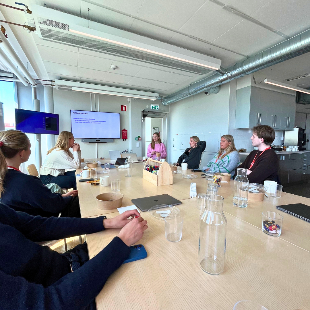 Retail Management students in a career module at Accenture HQ.