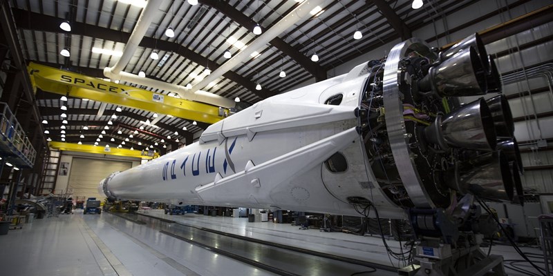 space-travel-1245698_1920.jpg