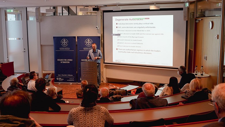 Photo of Konstantin Sonin