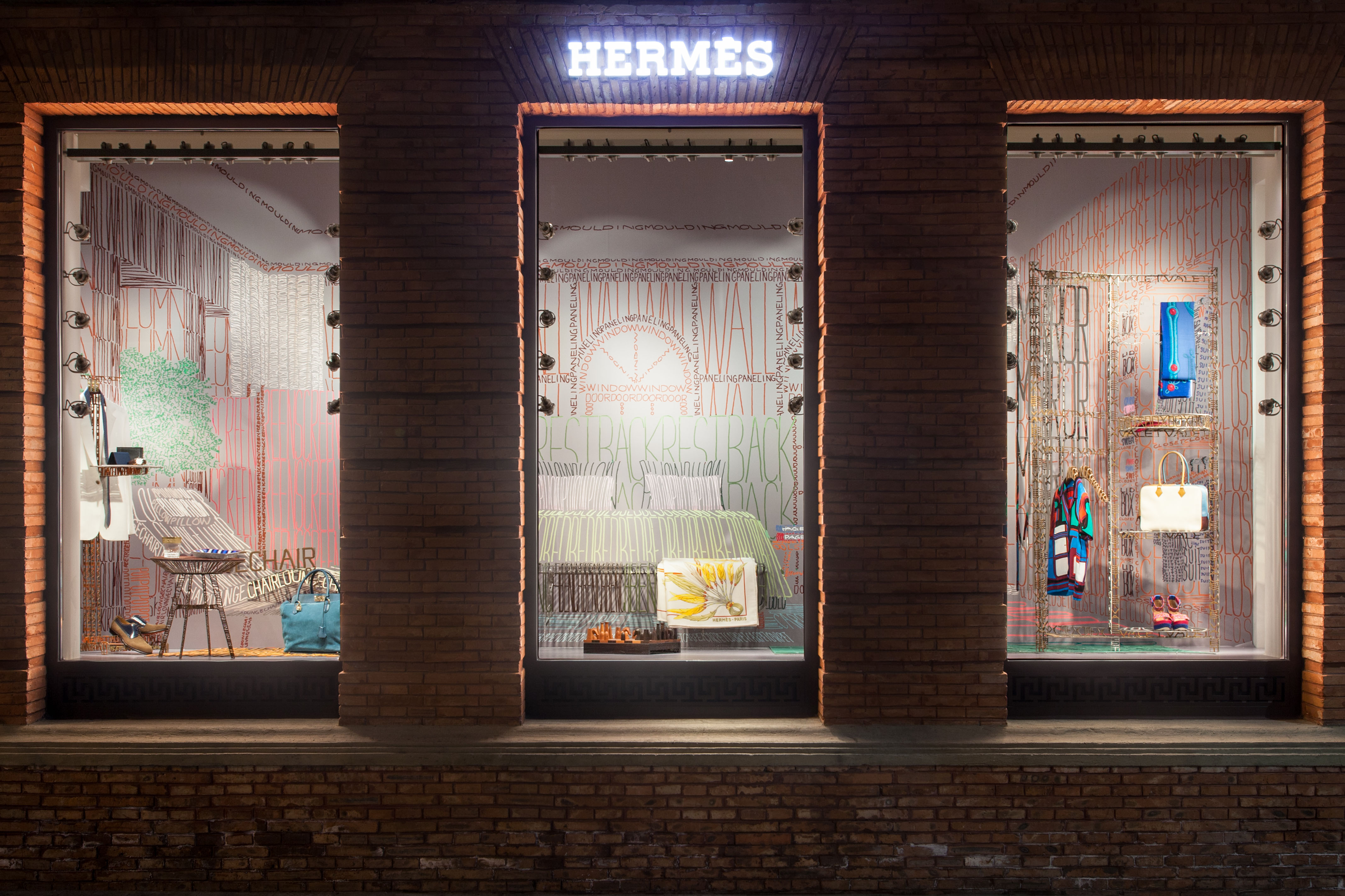 Thomas Broomé shopwindow for Hermes