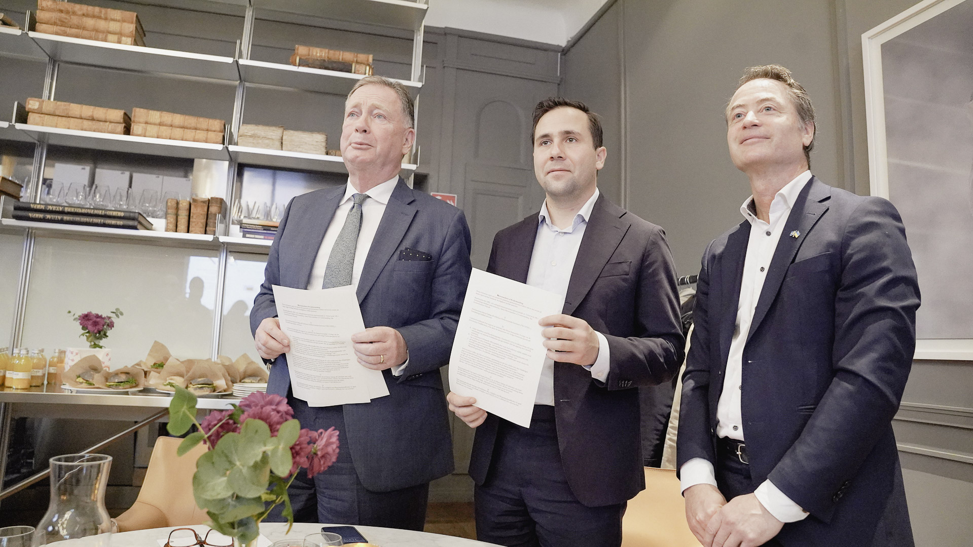 20251022-SITERenewalContract-Oct22_LQ-08-Photo by Dominick Nilsson.jpg