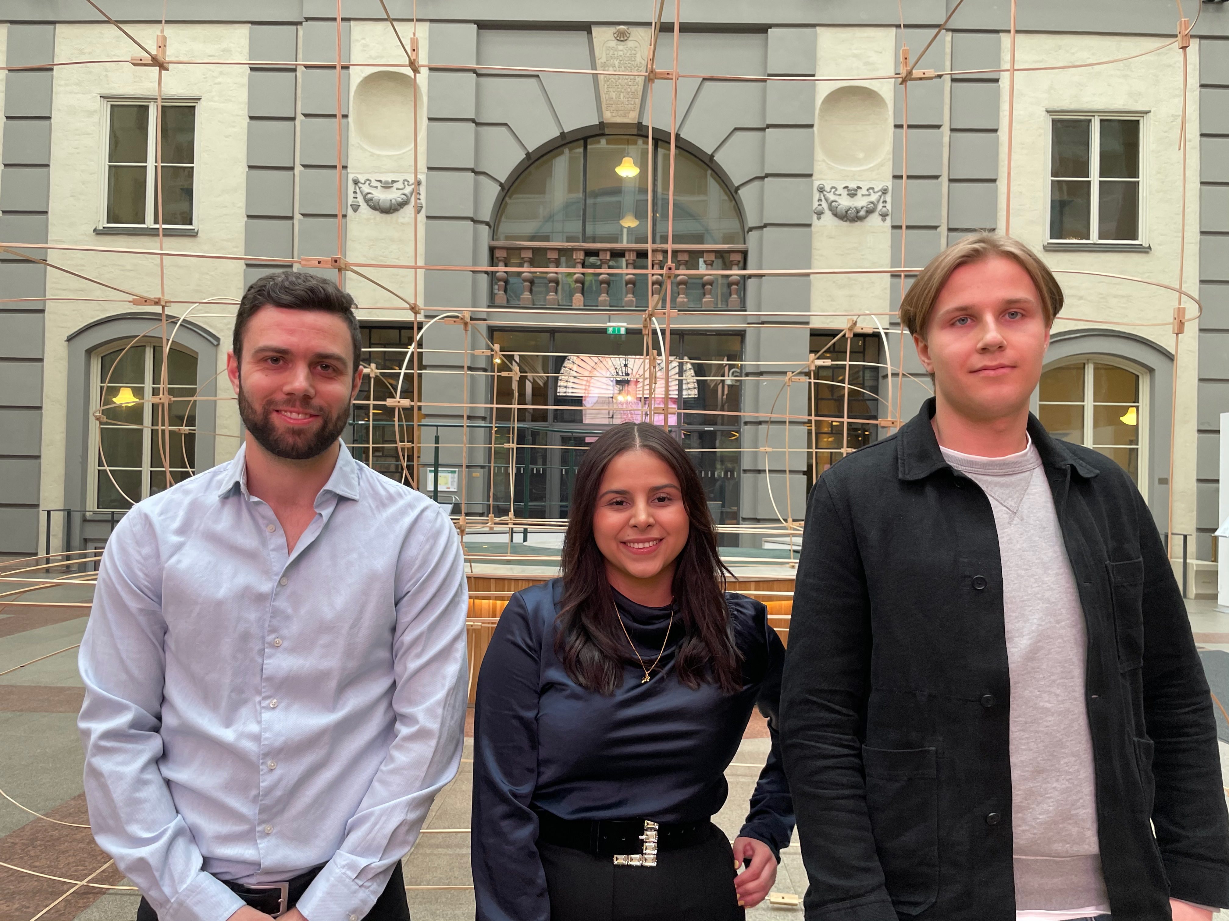 SE BSc Business and Management group of students