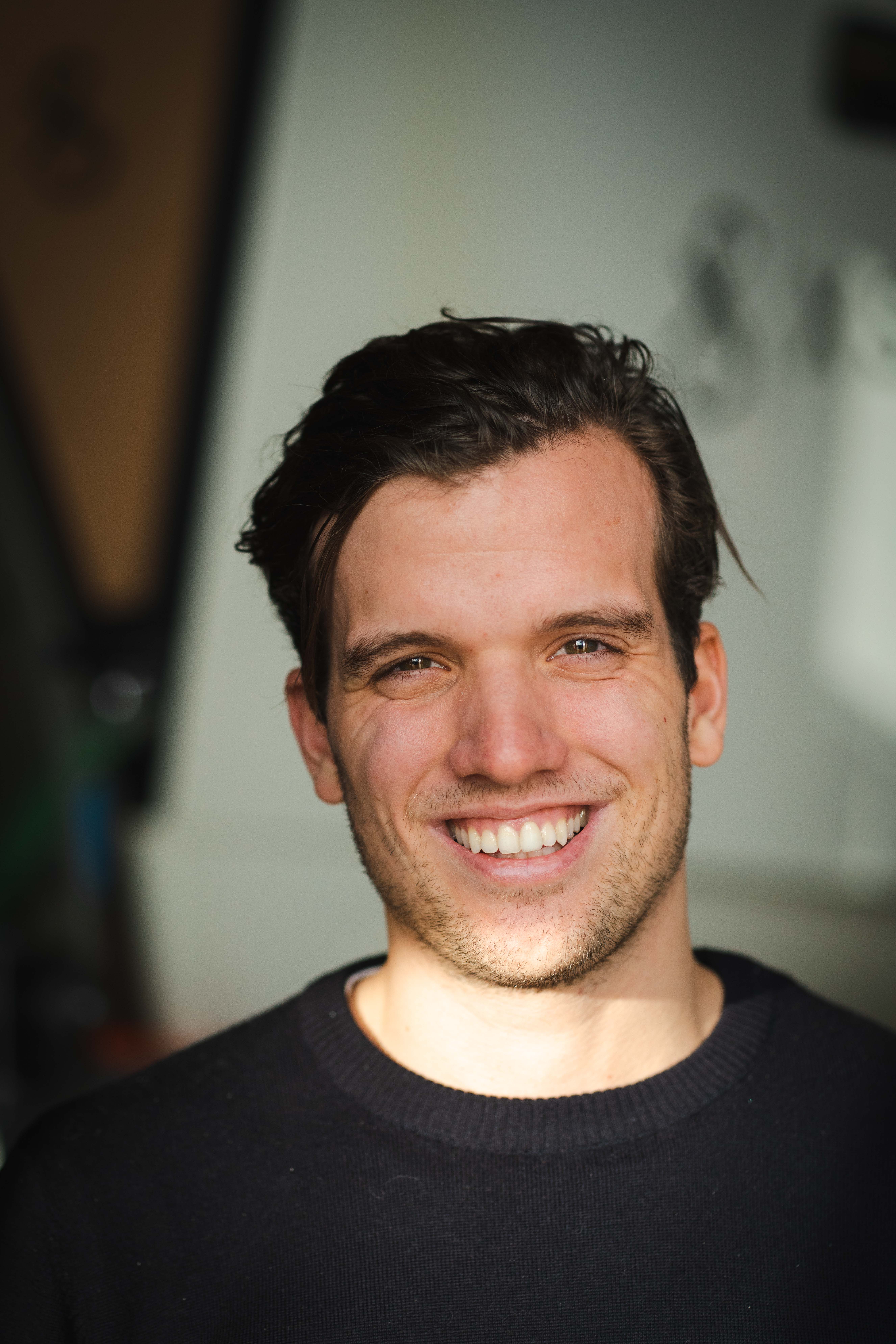 headshot of Oscar Dieden