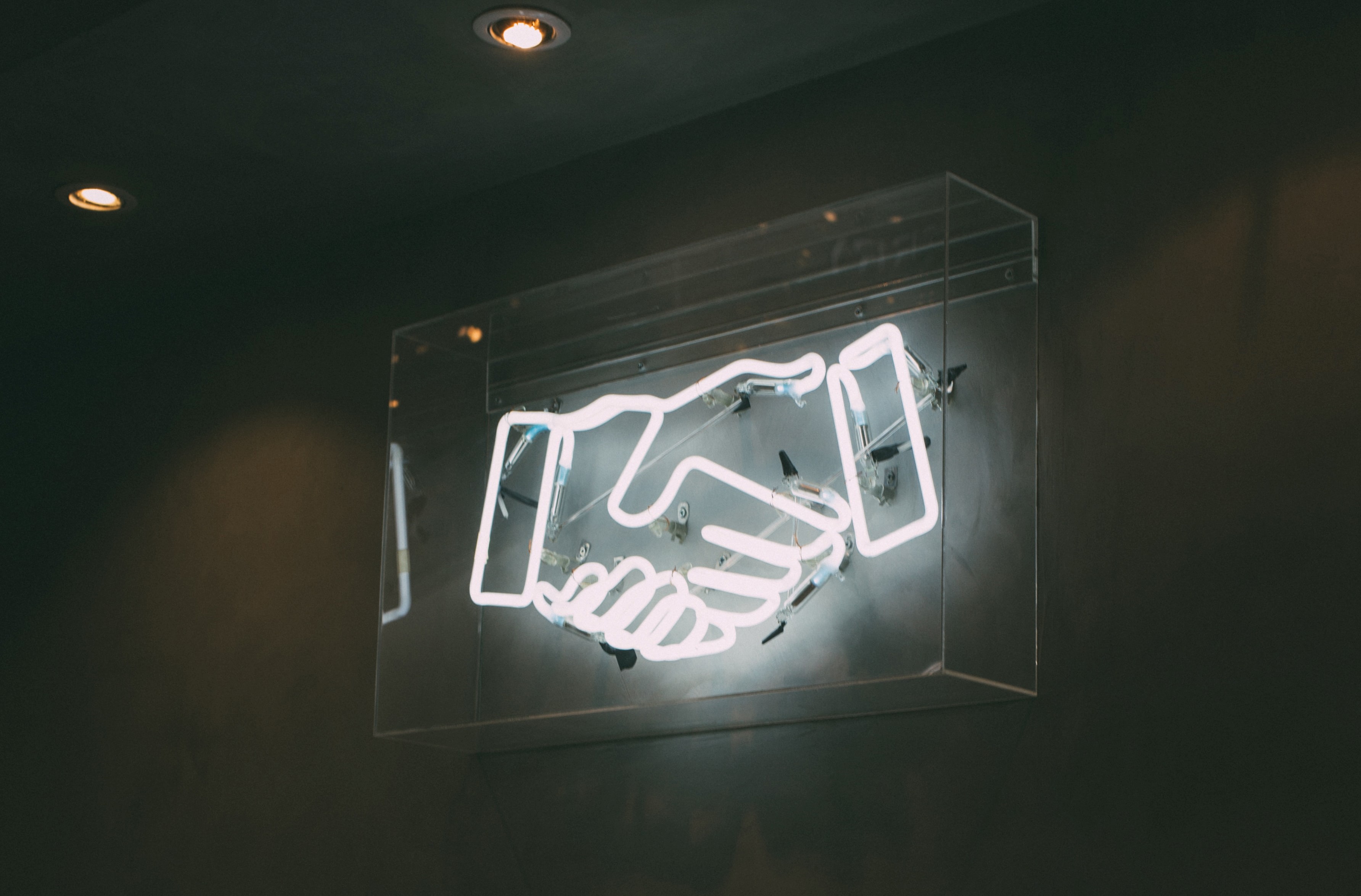 charles-deluvio-AT5vuPoi8vc-unsplash (1).jpg