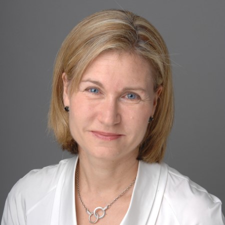 headshot of Kerstin Mogull