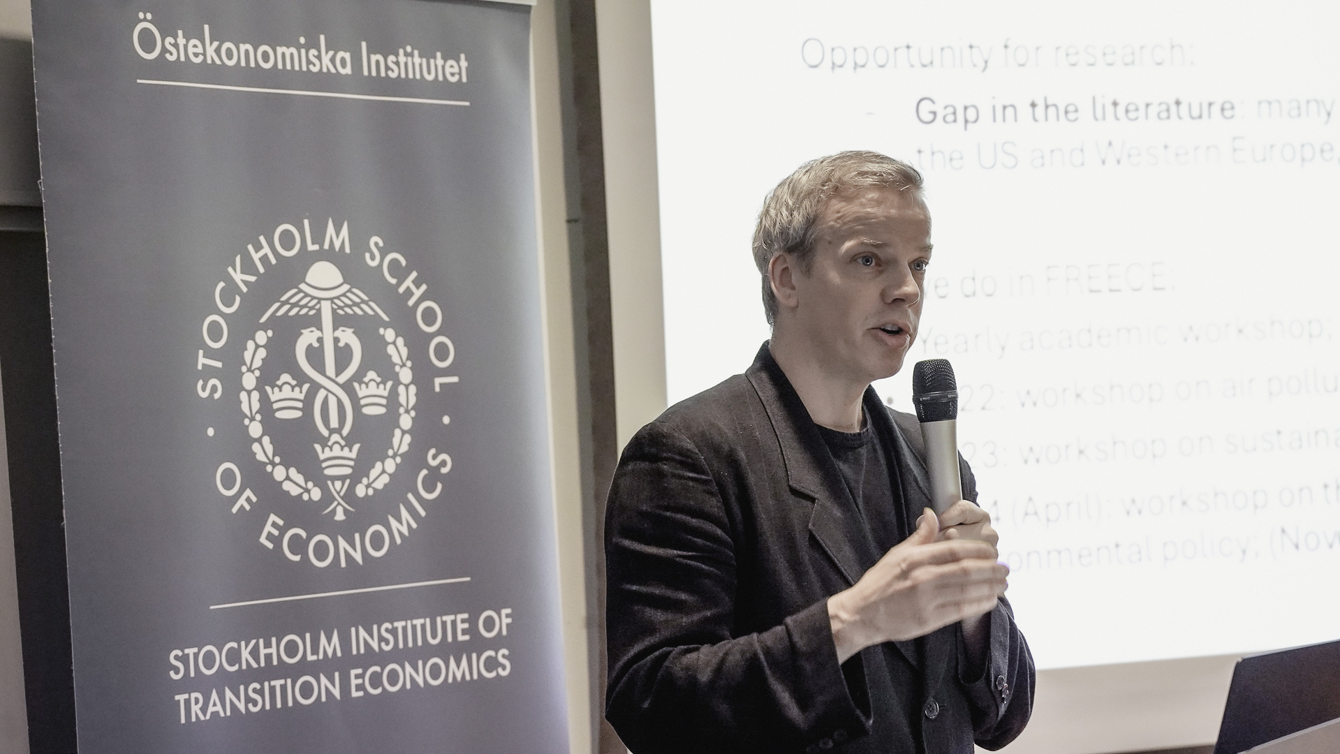 20251128-FROGEEWorkshop_LQ-02-Photo by Dominick Nilsson.jpg