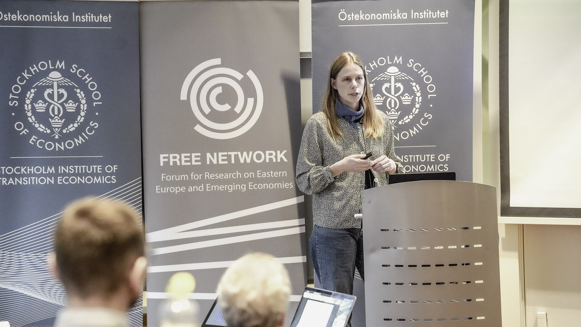 20251128-FROGEEWorkshop_LQ-15-Photo by Dominick Nilsson.jpg