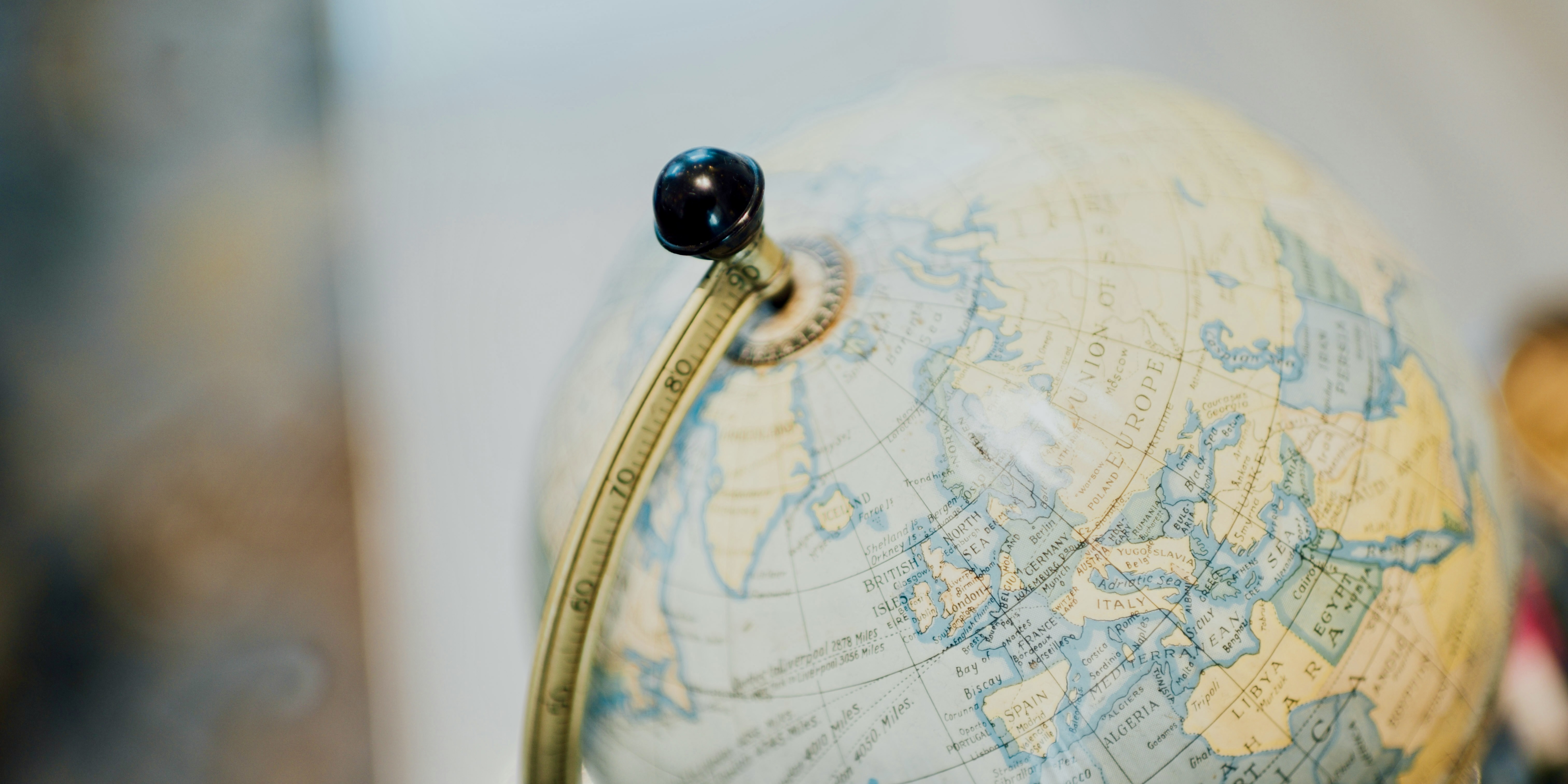 chuttersnap-Ay5VDmOaKBo-unsplash 2.jpg