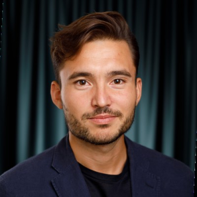 Headshot of John Fredriksson