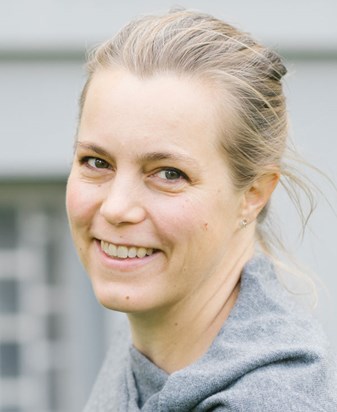 Sjölin, Carin