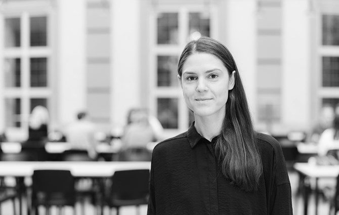 Paula Roth - hhs.se - Stockholm School of Economics